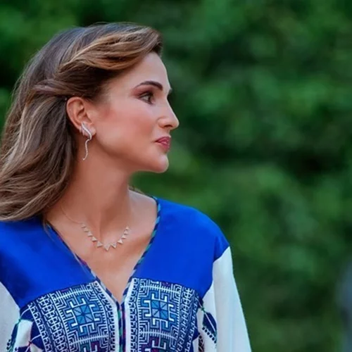Women we love | Η βασίλισσα Rania παραδίδει μαθήματα στυλ