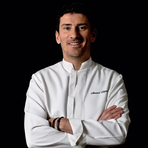 Ο βραβευμένος με 2 αστέρια Michelin Arnaud Bignon στο Kinsterna