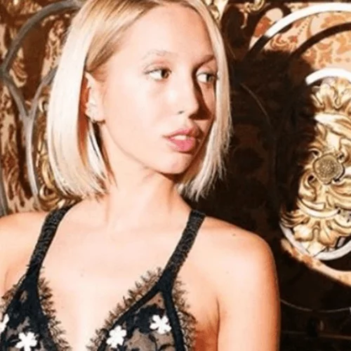 Η Μαρία - Ολυμπία Γλύξμπουργκ μάς προτείνει να φορέσουμε αυτά τα γιορτινά looks