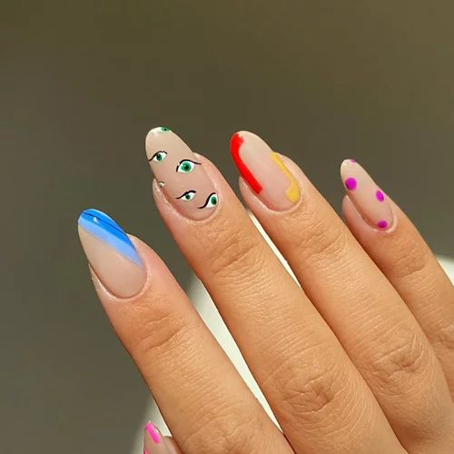 Mismatched | Το πιο φρέσκο nail trend της χρονιάς
