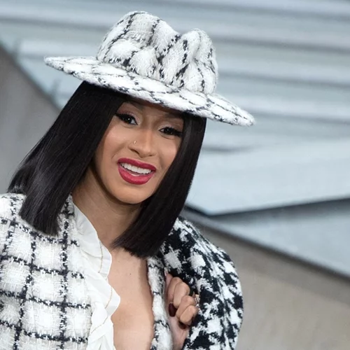 Η Cardi B θέλει την Alexandria Ocasio-Cortez πρόεδρο των ΗΠΑ