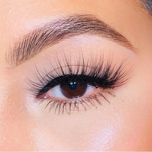 Ο εύκολος τρόπος να βάζεις τις βλεφαρίδες σου χωρίς να περιμένεις την κόλλα να στεγνώσει