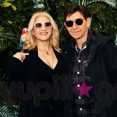 Γεράσιμος Σκιαδαρέσης | Οι ευχές στη Μπέσυ Μάλφα & το τρυφερό φιλί για την ονομαστική της εορτή