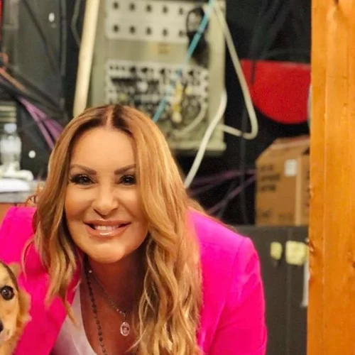 Ναταλία Γερμανού | Έκανε πρεμιέρα με το ίδιο (σχεδόν) outfit με πέρυσι