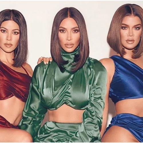 Οι Kardashians με δημιουργίες Ελληνίδας σχεδιάστριας