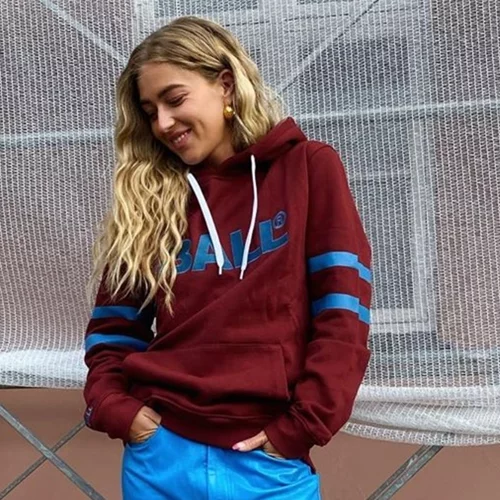 5 φθινοπωρινά staples που φοράνε ήδη τα fashion girls