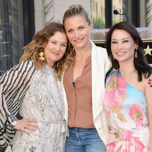 Drew Barrymore, Lucy Liu και Cameron Diaz σε ένα συγκινητικό reunion