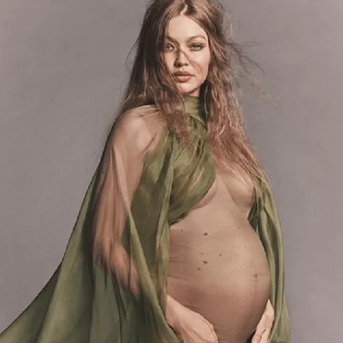 H Gigi Hadid δημοσίευσε νέες φωτογραφίες από την εγκυμοσύνη της