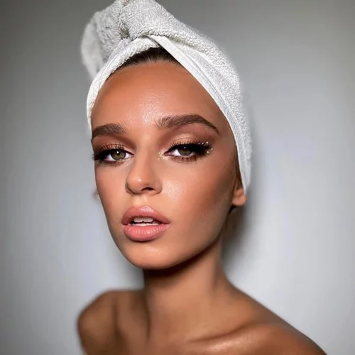 Πώς θα πετύχεις με ΕΝΑ προϊόν το τέλειο αποτέλεσμα ενός τατουάζ φρυδιών, χωρίς όμως μόνιμα αποτελέσματα!