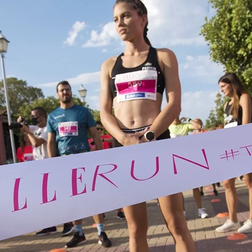 ELLE RUN | Τρέξαμε όλοι μαζί για τις γυναίκες από… απόσταση