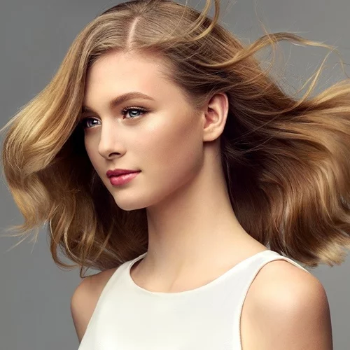 Τη νέα σεζόν θα απαλλαγείς από το φριζάρισμα και θα έχεις τα πιο απαλά μαλλιά. Είναι στόχος!