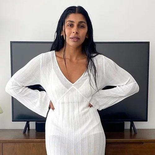 Αυτό το φόρεμα δεν πρέπει να λείπει από τη φθινοπωρινή σου γκαρνταρόμπα