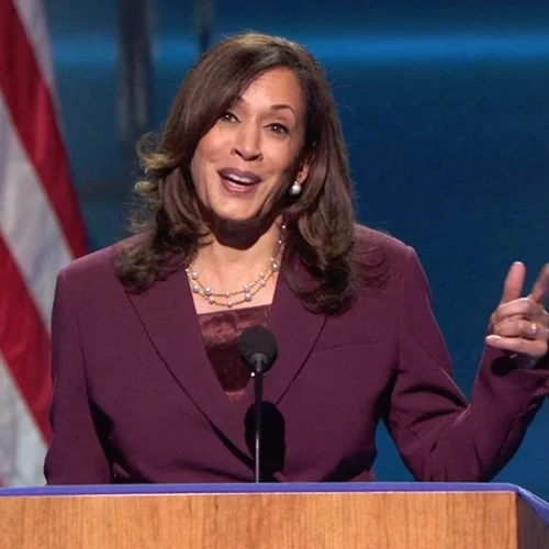 Fear of God | Η capsule συλλογή που αποτίει φόρο τιμής στα επιτεύγματα της Kamala Harrisv