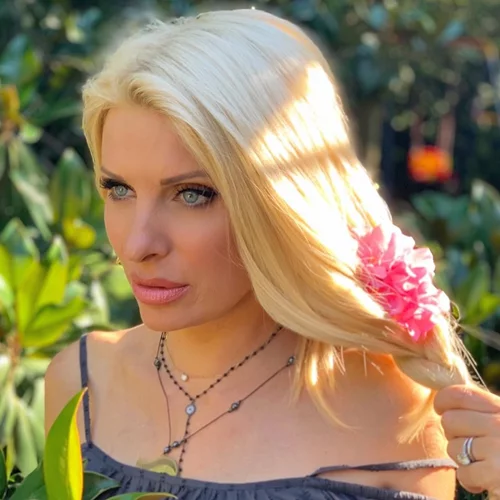 Ελένη Μενεγάκη | Το ιδιαίτερο μήνυμα που ξετρέλανε τους followers της