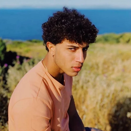 Ηρακλής - GNTM | Δες τη μητέρα του, την οποία πολλοί περνούν για αδερφή του