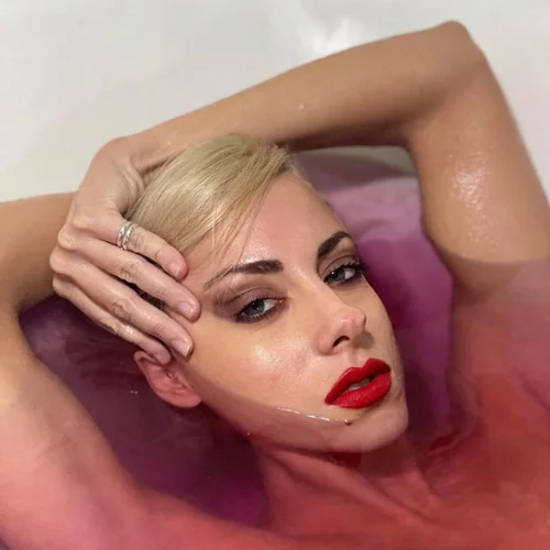 Ίριδα Παπουτσή | Πώς σχολίασε την τεράστια αλλαγή που της έκαναν στο GNTM (vid)