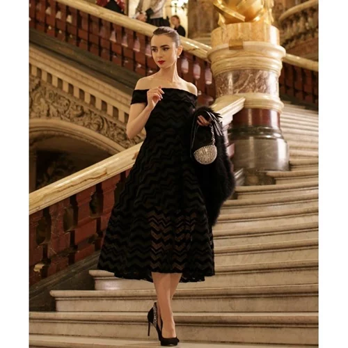 Emily in Paris | Η Patricia Field μιλάει για τα ρούχα της σειράς