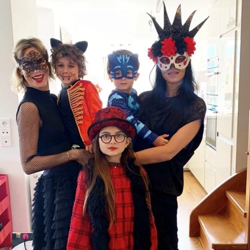 Ζενεβιέβ Μαζαρί - Βασίλης Καρύδης | Ο γιος τους έγινε τεσσάρων ετών - Το Halloween πάρτι που του ετοίμασαν