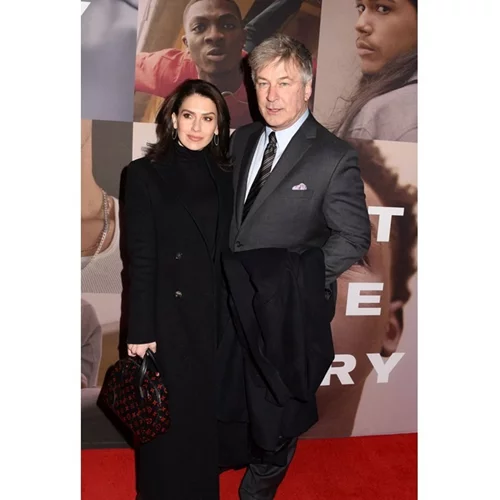 Hilaria Baldwin | «Δεν αποκλείεται να προσπαθήσουμε για έκτο παιδί με τον Alec»
