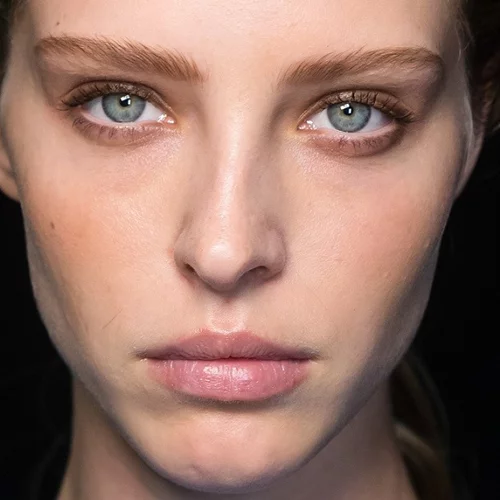 5 εύκολα tips μακιγιάζ για να δείχνεις -ακόμα- πιο όμορφη κάθε μέρα