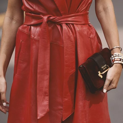 Τα χρώματα που επιλέγουν για τα φθινοπωρινά μανικιούρ τους τα it κορίτσια του Μιλάνου