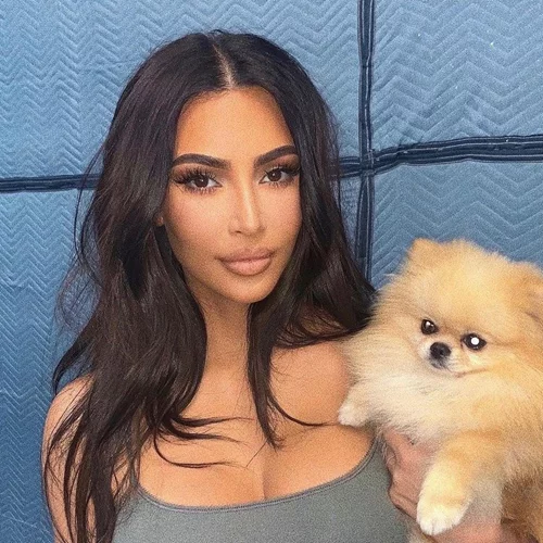 Kim Kardashian | Ποια τάση μαλλιών υιοθέτησε απ' τα παλιά;