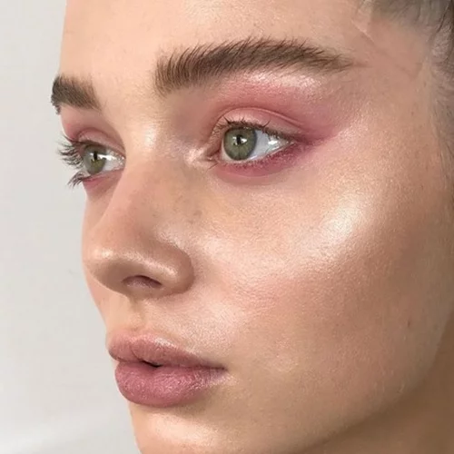 Συμβουλές μακιγιάζ: 5 εύκολα tricks από τη διάσημη makeup artist του Instagram