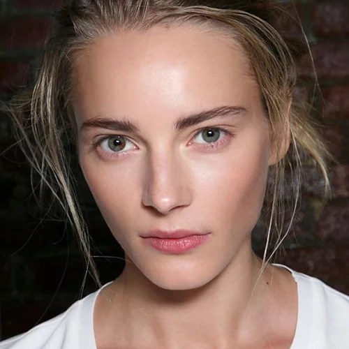 Τέλεια επιδερμίδα σε 10 βήματα που θα διαβάσεις για πρώτη φορά