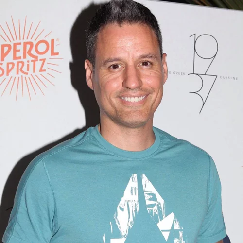 Οι απόψεις του Γρηγόρη Πετράκου για τον κορονοϊό που έγιναν viral και οι αντιδράσεις των χρηστών του Twitter (vid)