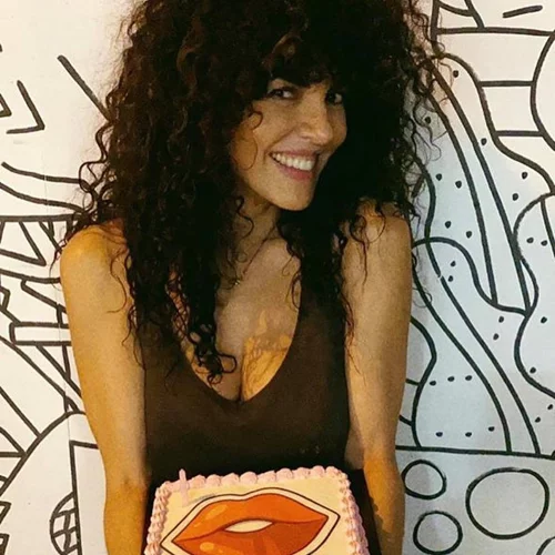 Γενέθλια για τη Μαρία Σολωμού | Η ξεχωριστή τούρτα, η έξοδος με τις φίλες της και η ηλικία της