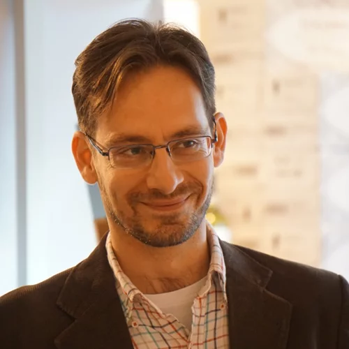 Πέθανε ο ποιητής Δημήτρης Ελευθεράκης