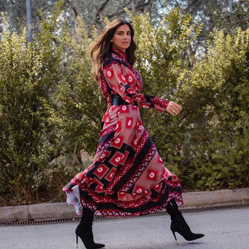 Η Σταματίνα Τσιμτσιλή  έβαλε το φόρεμα που πρέπει να αποκτήσεις τώρα