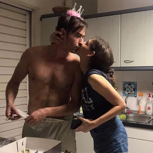 Γενέθλια για τη Φωτεινή Αθερίδου | Η τρυφερή φωτογραφία με τον Κωνσταντίνο Μαγκλάρα και η ηλικία της