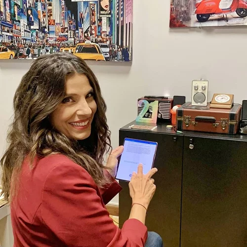 Πόπη Τσαπανίδου | Μοιράζεται μια παλιά φωτογραφία με τις κόρες της