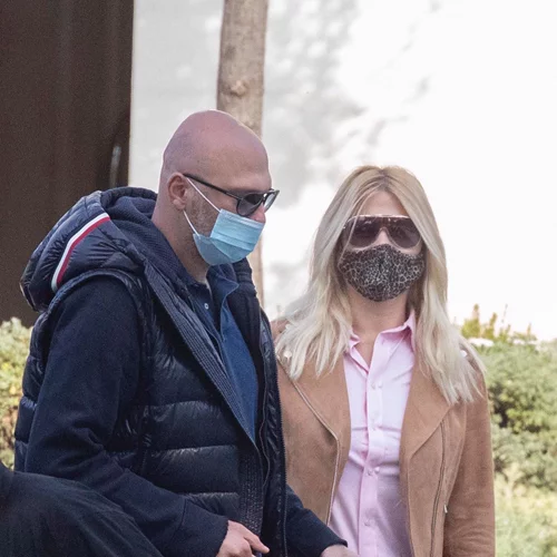 Φαίη Σκορδά | Δες τι φόρεσε σε πρόσφατη βόλτα με τον Νίκο Ηλιόπουλο