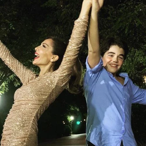 Ο Γιώργος Νικολαΐδης στην κουζίνα | Τα γλυκά που δημιούργησε ο 13χρονος γιος της Δέσποινας Βανδή (pics)