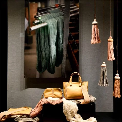 Callista Crafts @ Μουσείο Μπενάκη | Η μόδα συναντάει την Τέχνη