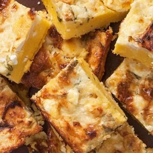 Μπομπότα με διάφορα τυριά