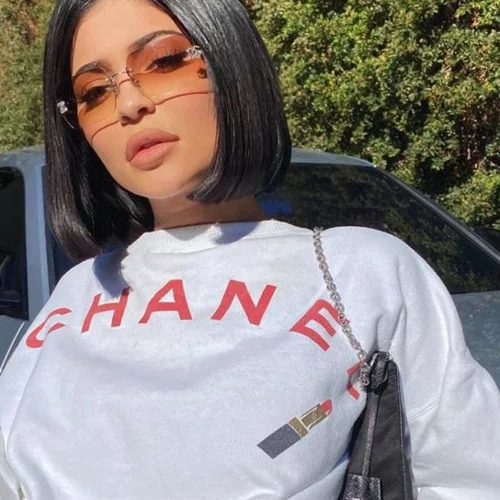 #OOTD | 3 στιλιστικοί κανόνες που ακολουθεί η Kylie Jenner εν μέσω καραντίνας