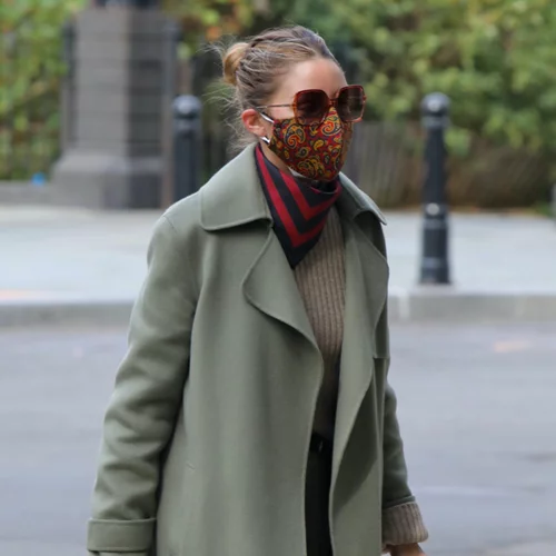 Olivia Palermo | Το μακιγιάζ της κάτω από την προστατευτική μάσκα