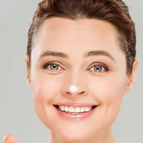 Βρήκαμε το καλύτερο χριστουγεννιάτικο δώρο για τη skincare junkie φίλη σου