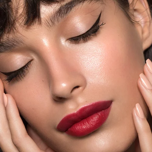 Τα κραγιόν στην covid-era | Θα καταργηθούν από τη beauty routine μας;