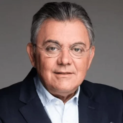 Τάκης Χατζής | Απάντησε στη Δανάη Μπάρκα και τον Άρη Καβατζίκη