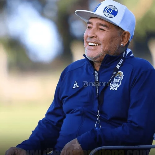 Diego Maradona | Αυτά είναι τα πέντε αναγνωρισμένα παιδιά του εμβληματικού ποδοσφαιριστή