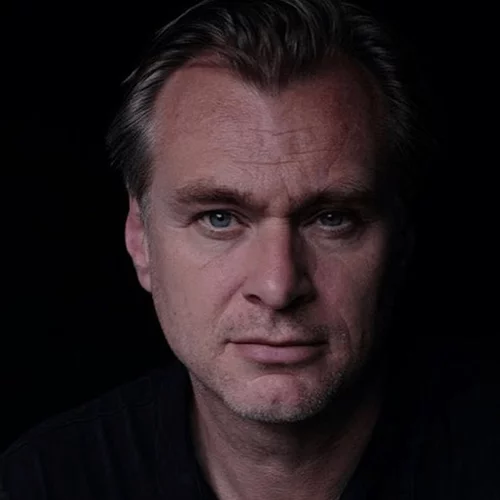 Ο Christopher Nolan δήλωσε ότι άλλοι σκηνοθέτες του τηλεφωνούν για να παραπονεθούν για τον ήχο στις ταινίες του