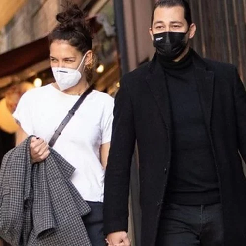 «Ο Tom Cruise έχει να δει την κόρη μας 7 ολόκληρα χρόνια» | H Katie Holmes βάζει τέλος στις φήμες