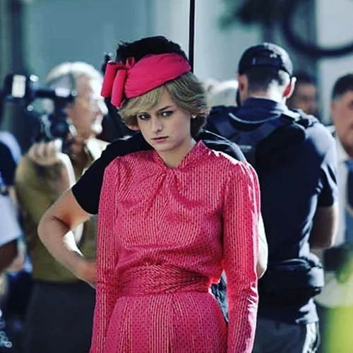 The Crown | Η Emma Corrin ήταν η καταλληλότερη επιλογή να υποδυθεί τη Diana (και) σε beauty επίπεδο