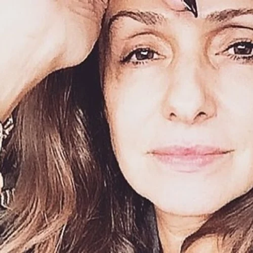 Τη δεκαετία του '90 η Βίκυ Κουλιανού περπατούσε στην Εβδομάδα Μόδας του Μιλάνου