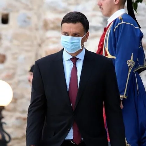 Κορονοϊός - Live | Η ενημέρωση από τον Βασίλη Κικίλια και την Αναστασία Κοτανίδου