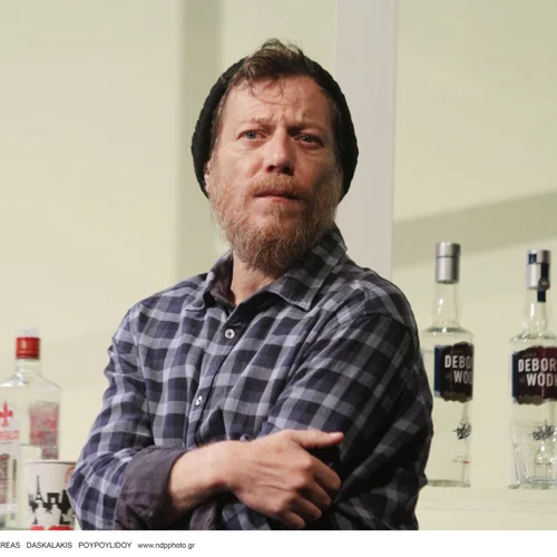 Βαγγέλης Χατζηνικολάου | Πέθανε ο ηθοποιός και σκηνογράφος